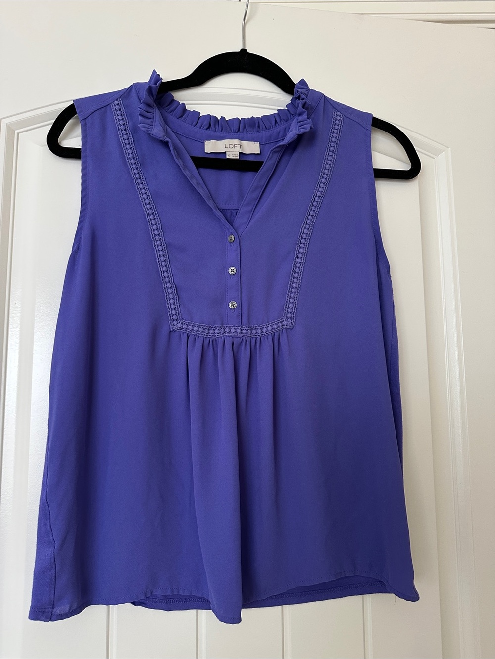 LOFT Purple Sleeveless Ruffle-Neck Blouse XS